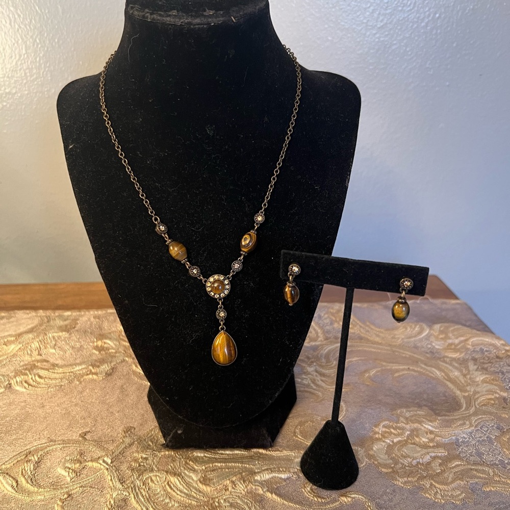Elegant Avon Tiger’s Eye Necklace & Earring Set